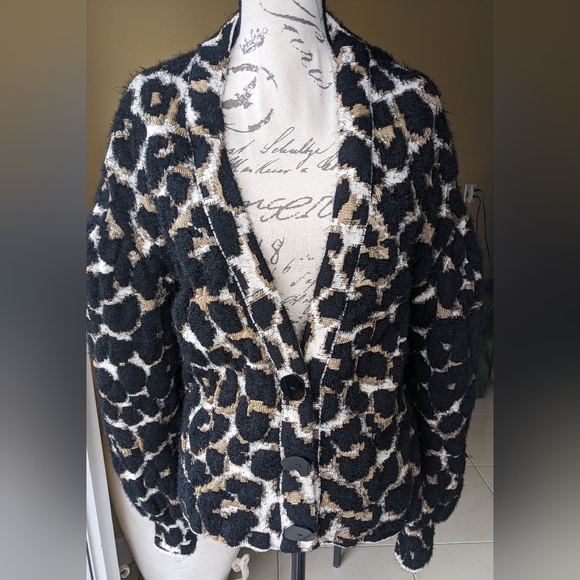 LE LIS BLANC  Chunky Animal Print Cardigan Sweater Coat Size Large - Picture 7 of 16